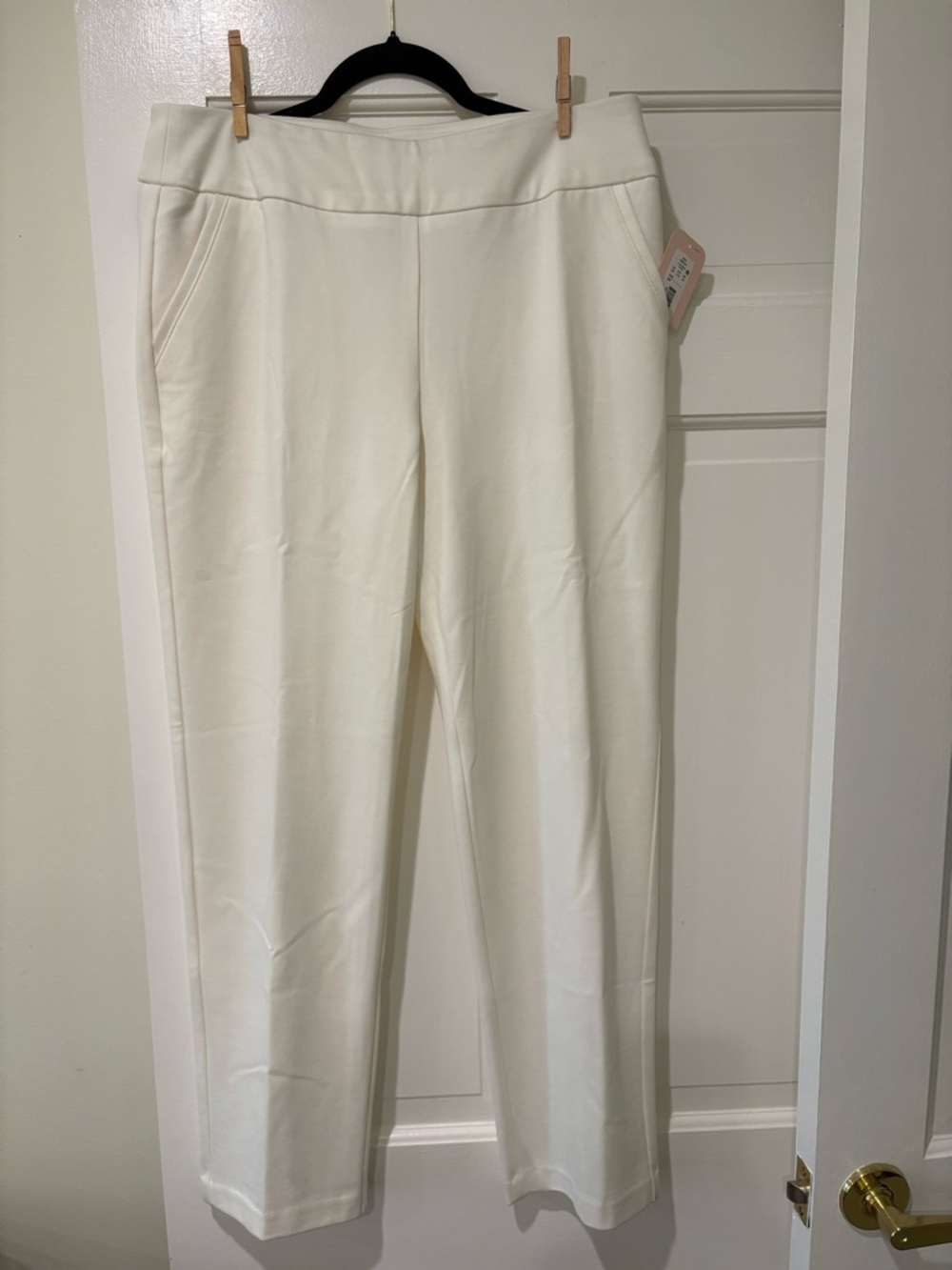 Women's Cream Pull-On Pants